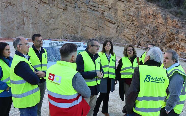 La regeneración paisajística de la antigua cantera del Racó de l’Infern avanza según las previsiones
