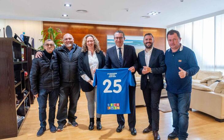 El CF Foietes Benidorm presenta al alcalde su proyecto de fútbol adaptado