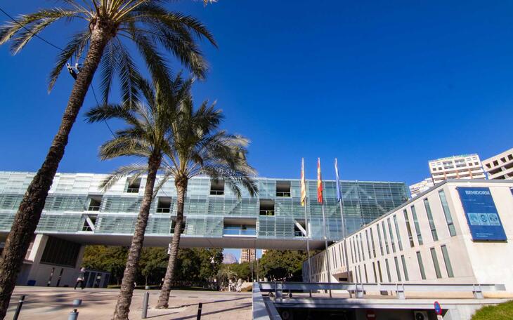 El alcalde encarga informes técnicos tras la decisión del TACRC sobre los pliegos del contrato de recogida de residuos sólidos urbanos  