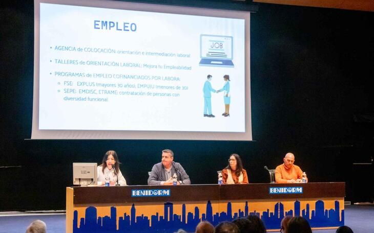 Benidorm analiza los retos del mercado laboral en una jornada organizada por la Mesa de Empleo 