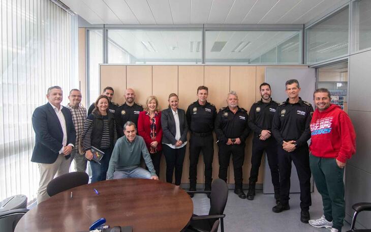 El Ayuntamiento incorpora a la plantilla a 13 trabajadores para reforzar distintos servicios municipales