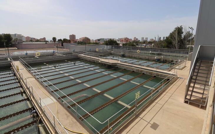 Benidorm aprueba la contratación de equipos de monitorización de la calidad del agua para protocolos de seguridad en la red municipal 