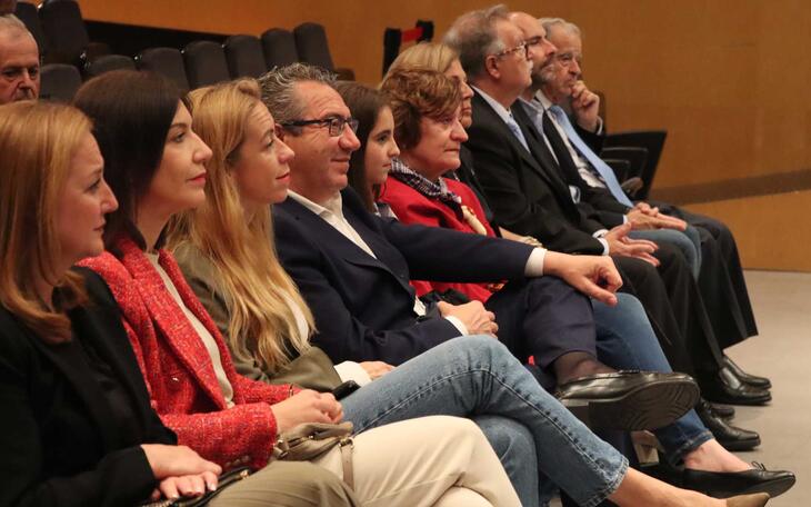 El concierto de la S.M. La Nova pone el broche a la celebración de la Festa de La Creu en Benidorm 