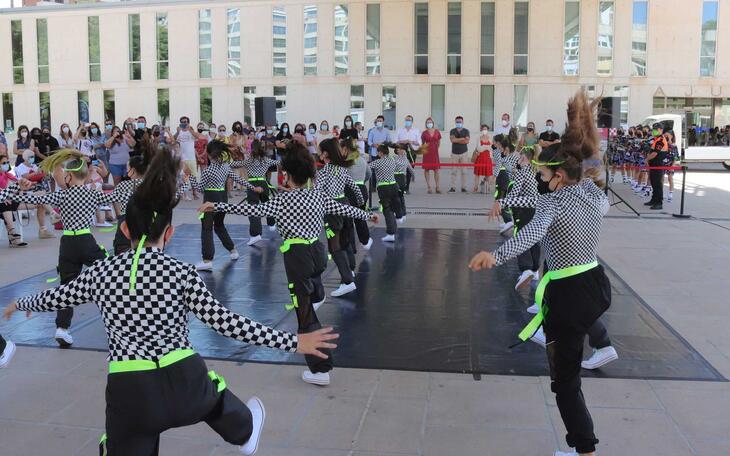 Las escuelas de baile de Benidorm realizarán el lunes el ‘Flashmob’ por el Día Internacional de la Danza que fue suspendido por la lluvia