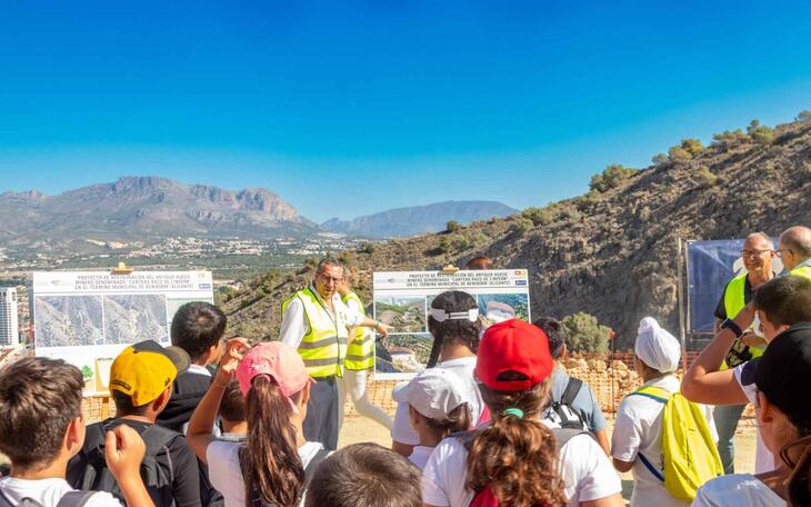 Más de 400 escolares de Benidorm visitan la Cantera del Racó de l’Infern para conmemorar el Día Mundial del Medio Ambiente