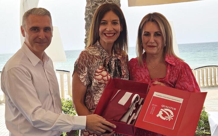 Las playas y calas de Benidorm lucirán un año más la bandera de Qualitur