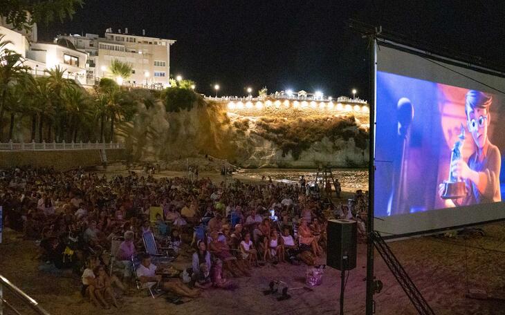 Cine en la playa