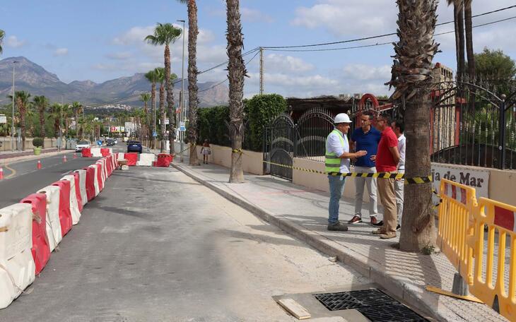 Benidorm mejora la movilidad peatonal y la red de pluviales del tramo de Severo Ochoa más próximo a la conocida como ‘Curva de El Niño’
