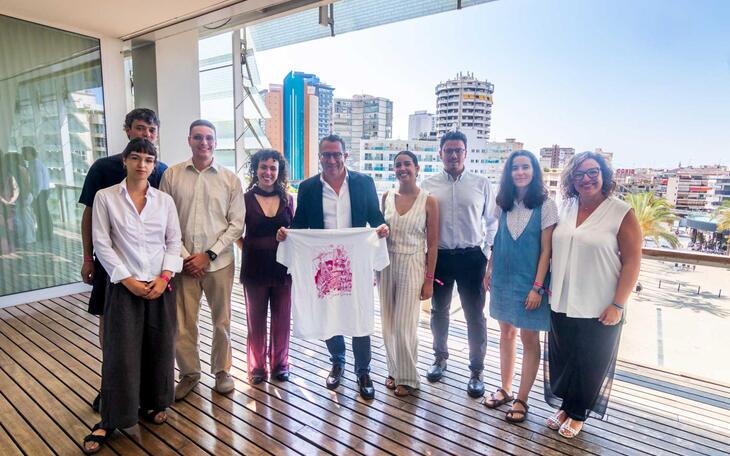 Medio millar de estudiantes de Arquitectura de 22 países se reúnen en Benidorm para explorar su modelo ecosostenible e innovador