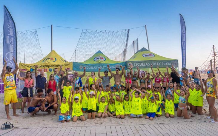 El Vóley Playa rinde homenaje un año más a Pedro Alós en Benidorm