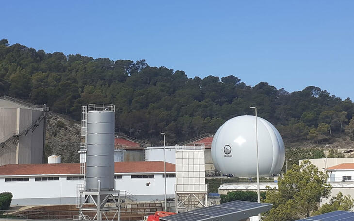 Benidorm instala un nuevo gasómetro en la EDAR para la generación del biogás que se empleará como combustible en la planta 
