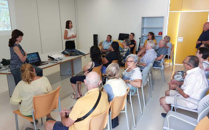 Benidorm ofrece una charla sobre agricultura ecológica a los usuarios de los huertos urbanos 