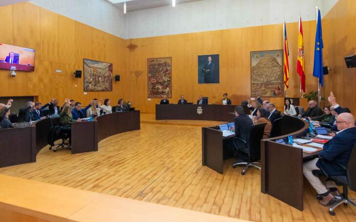 El pleno da luz verde a la rescisión de la condición de agente urbanizador del PP 3/1 a la mercantil Terra Village