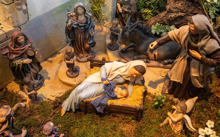 La Barqueta celebra la Navidad con su tradicional belén de más de 300 figuras