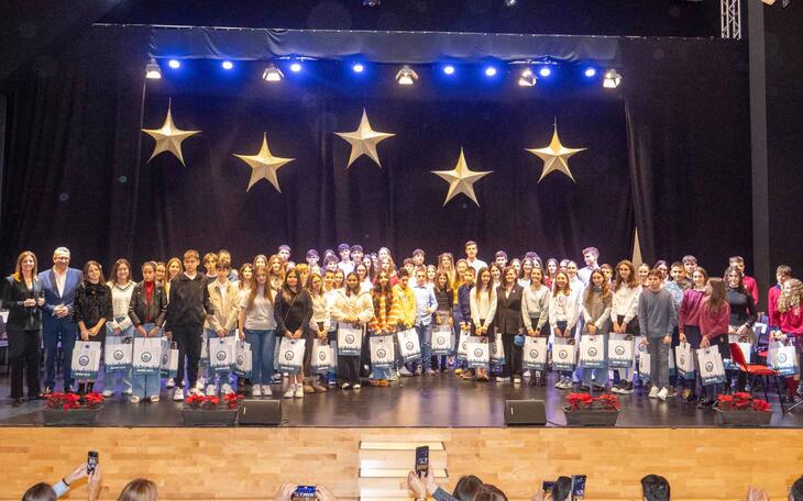 Foto de todos los premiados.