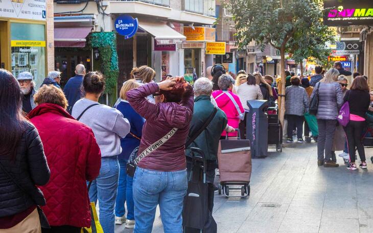 Benidorm da luz verde al pago de la segunda remesa de bonos consumo, que asciende a 406.600 euros