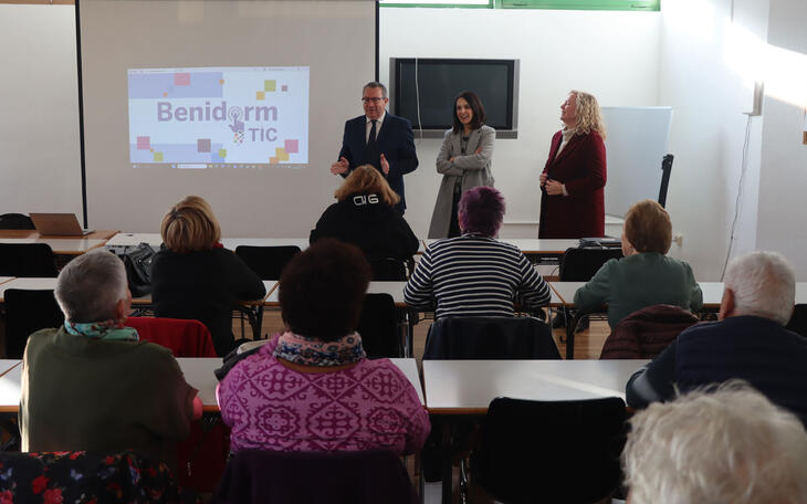 Benidorm TIC inicia los cursos de alfabetización digital en tres aulas y ampliando los horarios a las tardes  