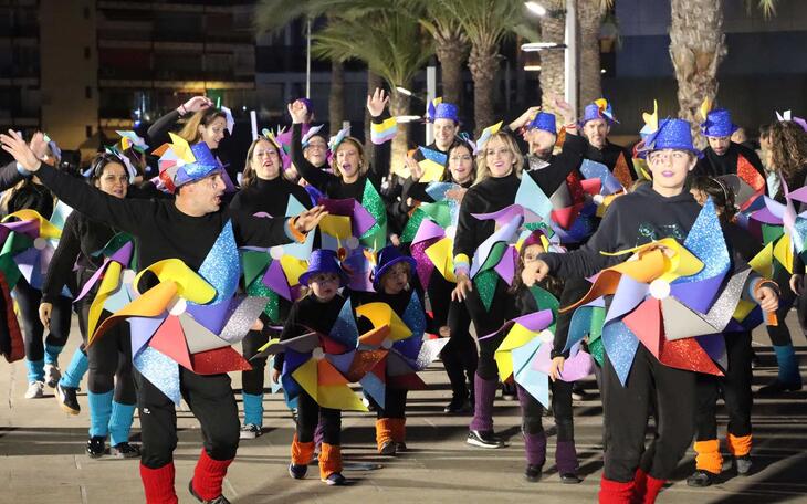 Fiestas comunica que los actos del Carnaval en Benidorm se trasladan al próximo sábado 8 de marzo por la previsión de viento y lluvia 
