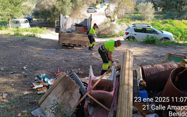 De Zárate: “Estamos actuando en el barranco de Xixo con limpiezas periódicas a la espera de que la CHJ autorice el proyecto de El Moralet”
