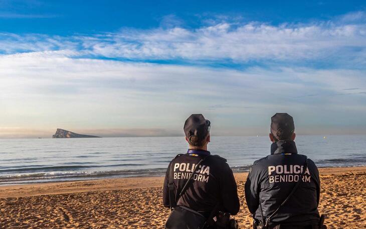 Benidorm convoca 20 plazas de agente de la Policía Local para cubrir vacantes de la plantilla