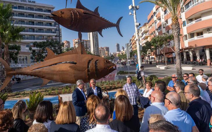 "Atunes" de Toni Marí en el Paseo de Poniente.