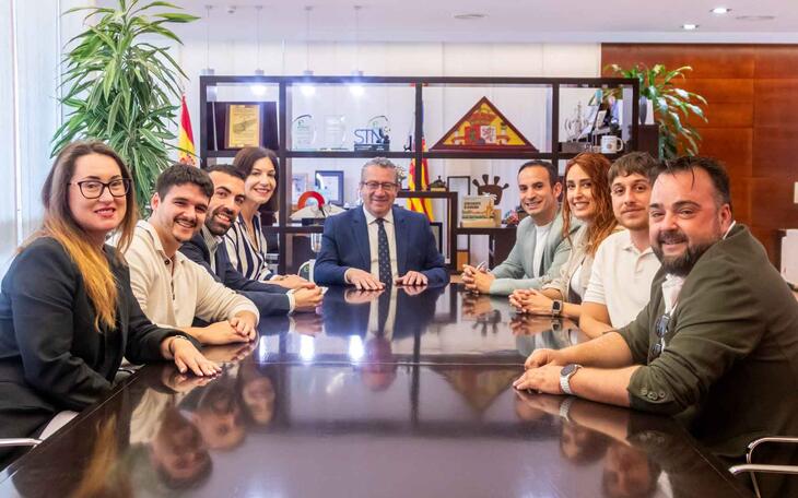 Benidorm apoya las iniciativas de los jóvenes empresarios de Jovempa