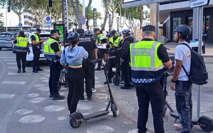 Benidorm inicia una campaña informativa para incidir en la normativa que impide a vehículos de movilidad personal repartir mercancías  