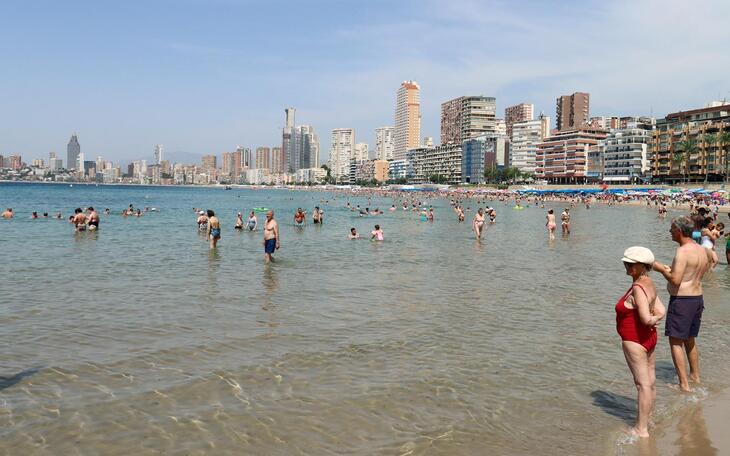Las playas de Benidorm encaran una nueva temporada estival con todas las certificaciones de calidad
