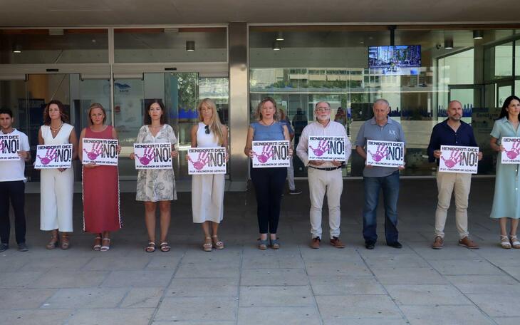 Benidorm condena el asesinato machista de una mujer de 86 años en la provincia de Asturias 