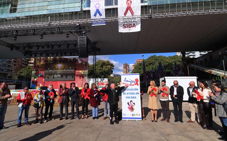 El Ayuntamiento de Benidorm se suma a la conmemoración del Día Mundial del Sida 