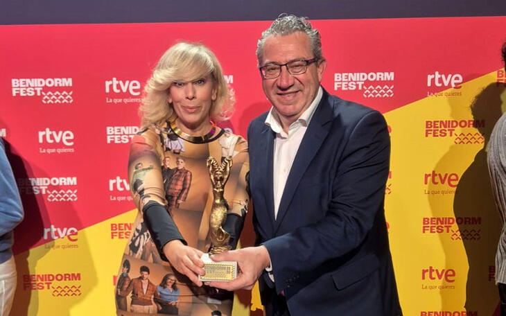 Presentadas las 18 canciones que competirán en el próximo febrero para ganar el Benidorm Fest, que recupera como premio la ‘Sirenita de Oro’