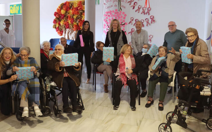 El Ayuntamiento felicita las Navidades a los usuarios de los centros asistenciales de la ciudad