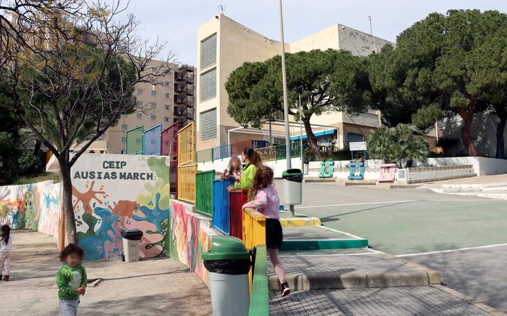 El nuevo proyecto del Ausiàs March incluye dotar al colegio de placas solares y climatización en las aulas y espacios comunes