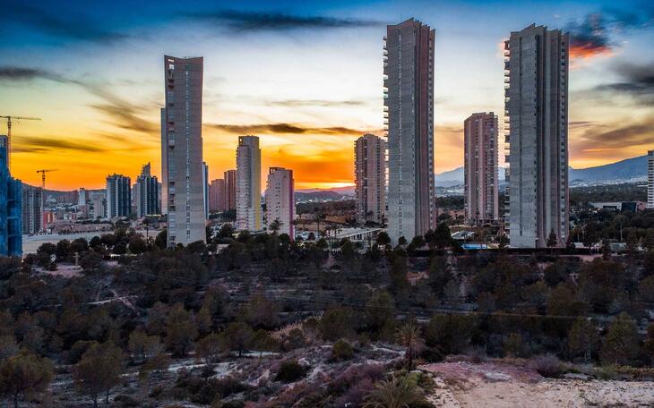 Benidorm optará a una subvención europea para implantar un sistema integrado de prevención de incendios y mejora de la seguridad en El Moralet 