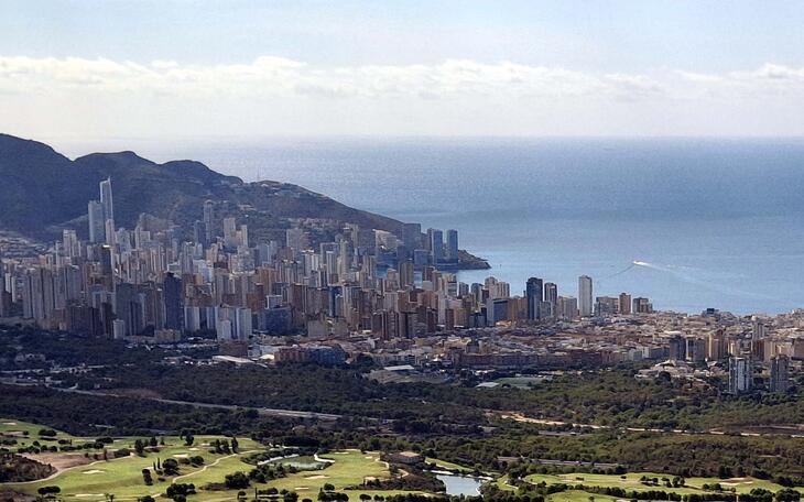 Benidorm activa el seu primer bessó digital per al càlcul de la seua població flotant i la millor gestió dels servicis públics