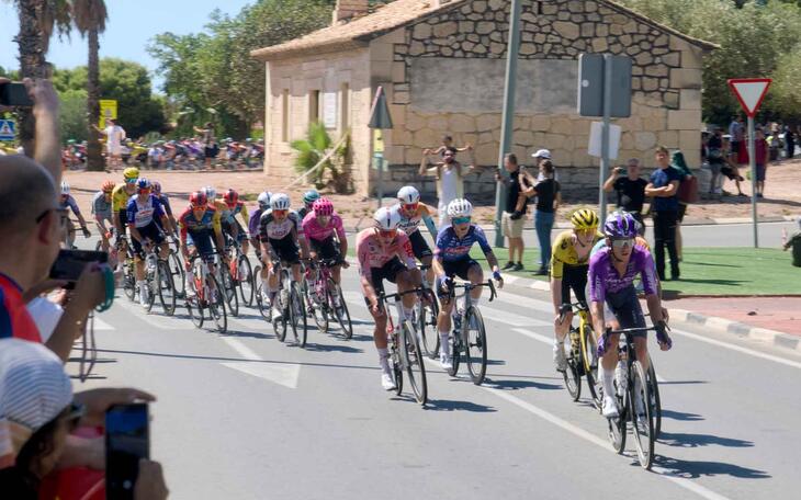 La Vuelta pasa por Benidorm.
