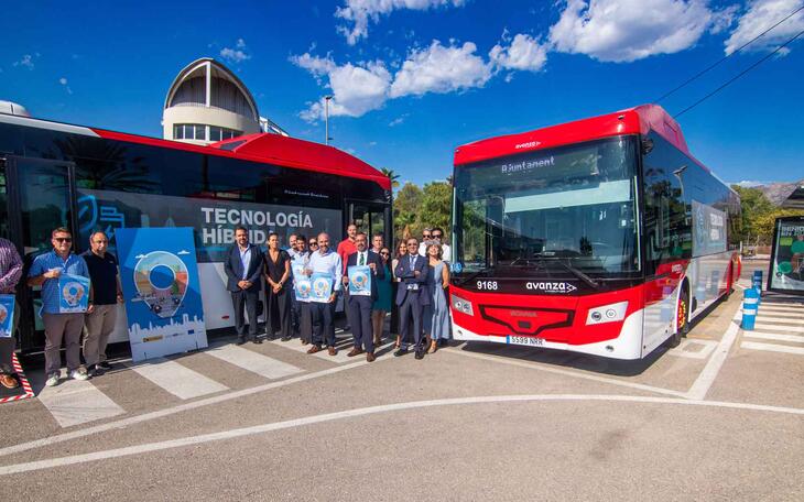Nous autobusos de transport urbà.