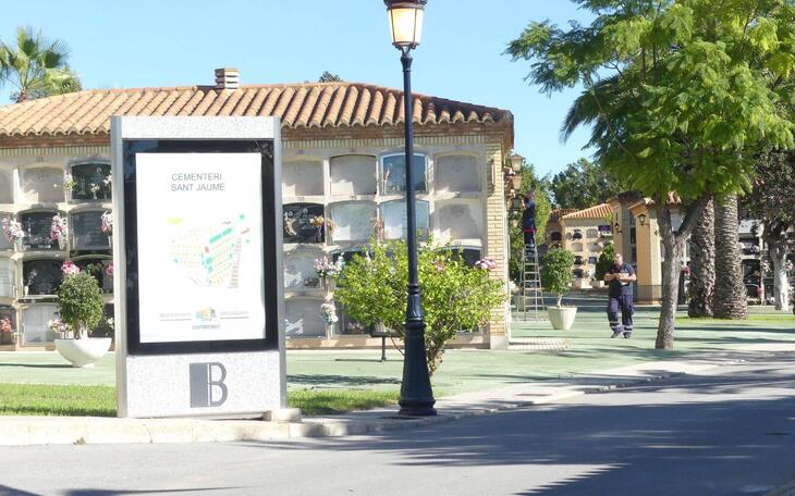 Benidorm establece un servicio especial de autobús al cementerio de Sant Jaume por Todos los Santos