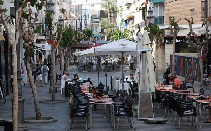 Las terrazas en Benidorm abrirán hasta las 11 de la noche