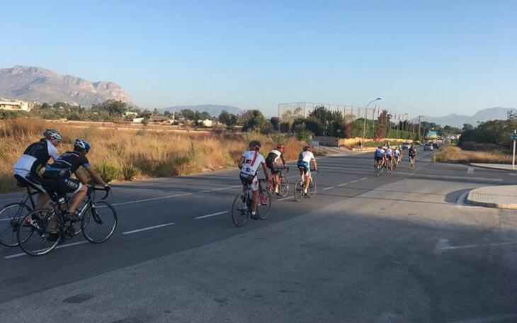Benidorm instala alumbrado en la avenida Bernat de Sarrià para mejorar la seguridad vial