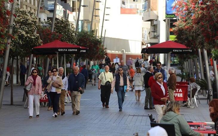 El Ayuntamiento trabajará con restaurantes y bares en la disposición de las terrazas mientras se mantengan los aforos limitados