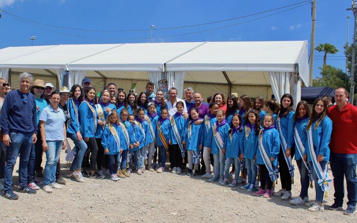 Cerca de 5.000 peñistas disfrutan de dos días de convivencia en la acampada de El Murtal