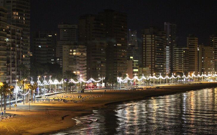 Benidorm logra reducir el precio del contrato del suministro de energía eléctrica, que seguirá siendo 100% de origen renovable