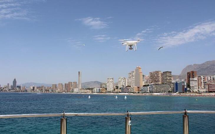 Benidorm aumenta la seguridad en sus grandes eventos con un sistema que evita el vuelo no autorizado de drones