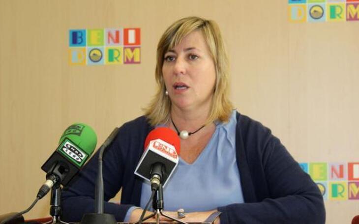 Amor insta al Gobierno a acometer la regularización de los retranqueos tomando como piloto la Av. Mediterráneo 