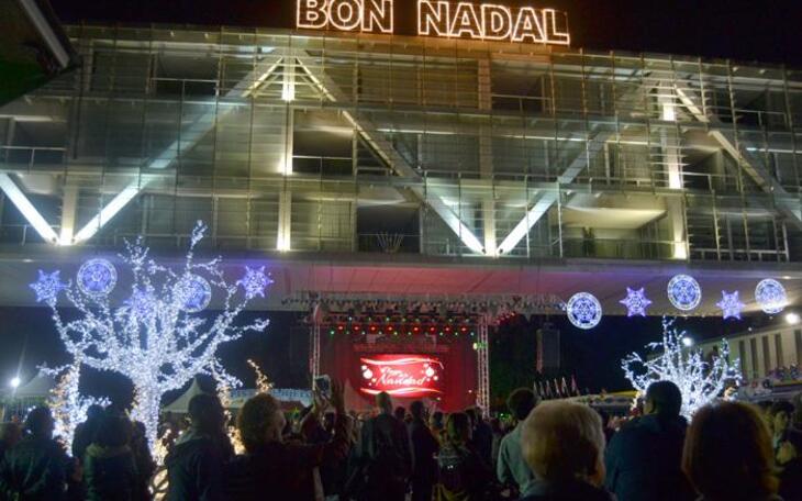 Benidorm se prepara para dar la bienvenida a las fiestas navideñas 