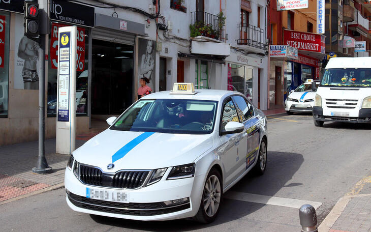 Benidorm convoca ajudes per a pal·liar els efectes de la Covid-19 en el sector del taxi...