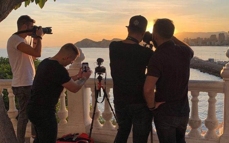 Benidorm muestra sus mejores planos a seis expertos en generar contenido en vídeo