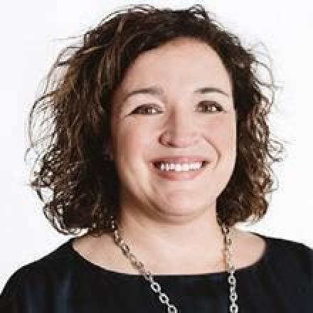 S.ª D.ª Maria Lourdes Caselles Domenech | Benidorm
